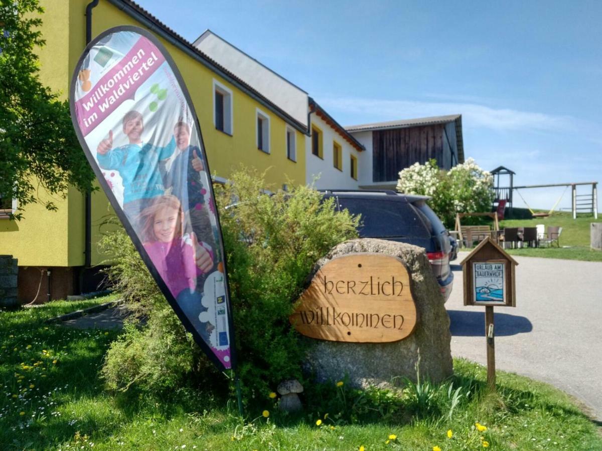 Kindererlebnis- Und Biobauernhof Hipp-Bruckner Wornharts Экстерьер фото